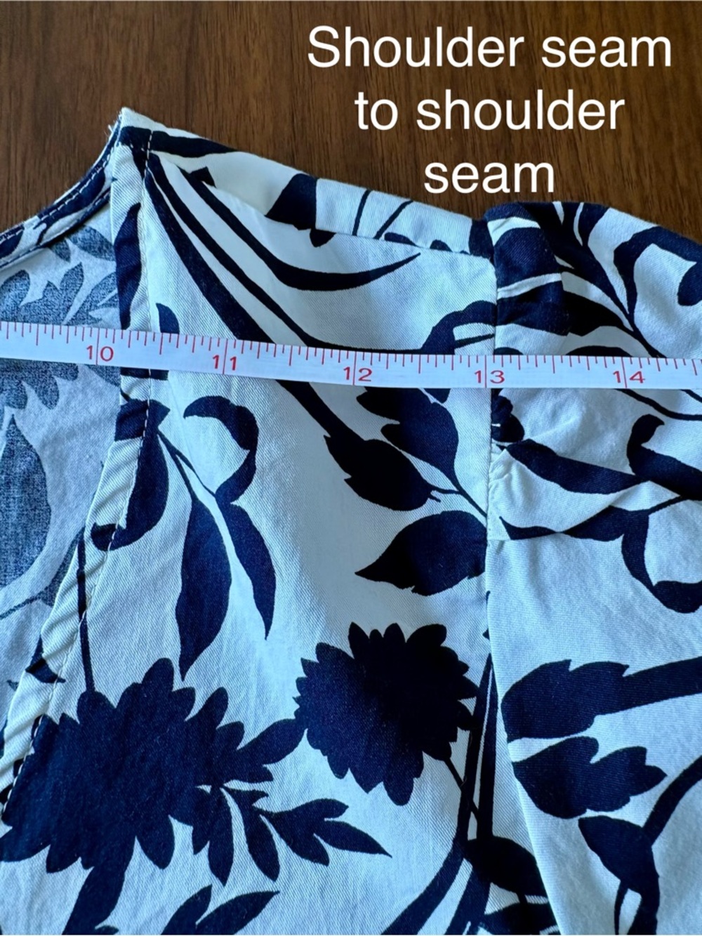 NWT Old Navy Navy White Floral Wrap Top Puff Sleeve Tie Waist - Picture 10 of 15